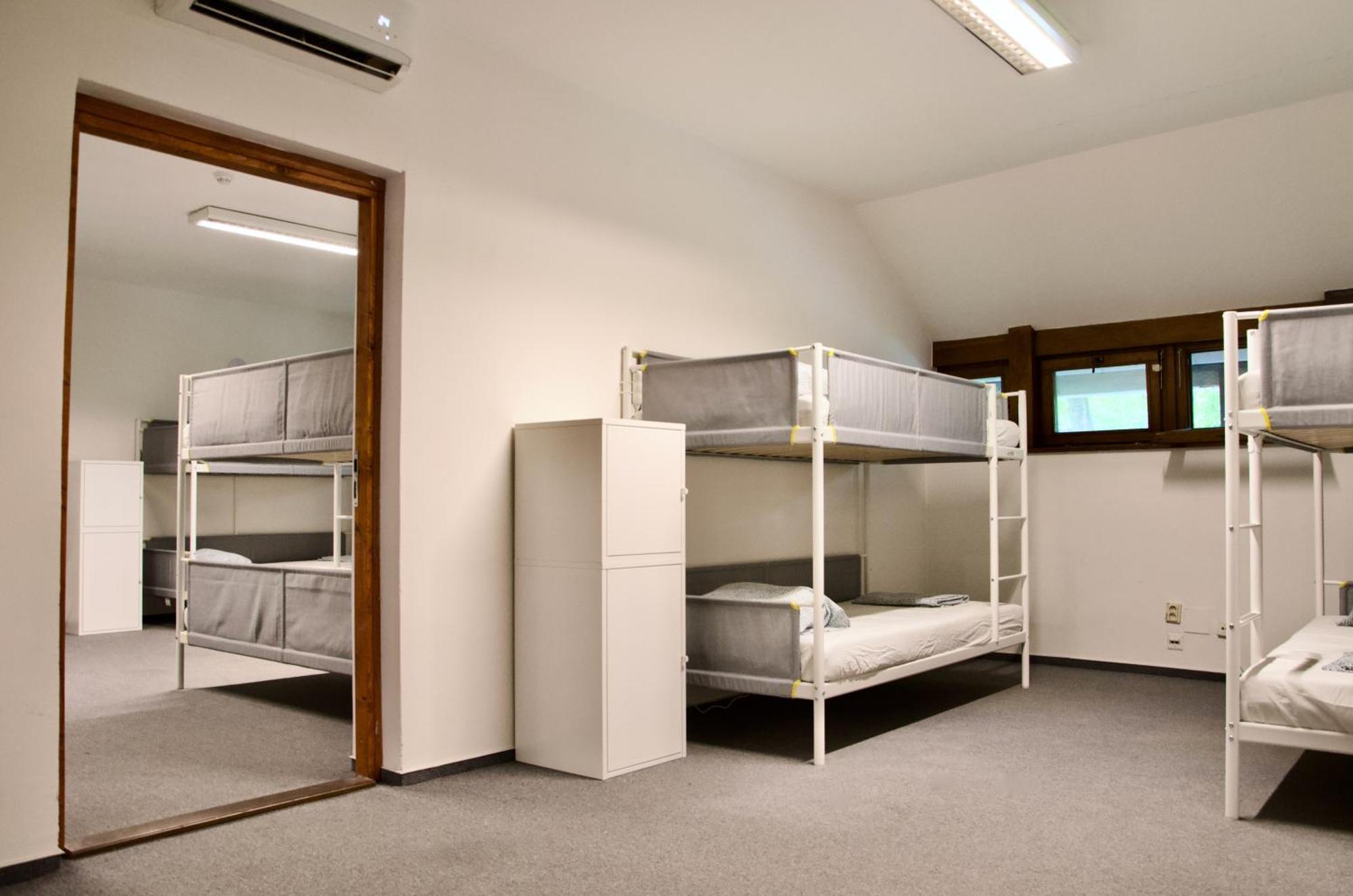 Wild Elephants Hostel Bratislava Exterior foto